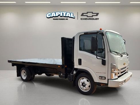New 2025 Chevrolet Low Cab Forward 5500HG RWD image 12