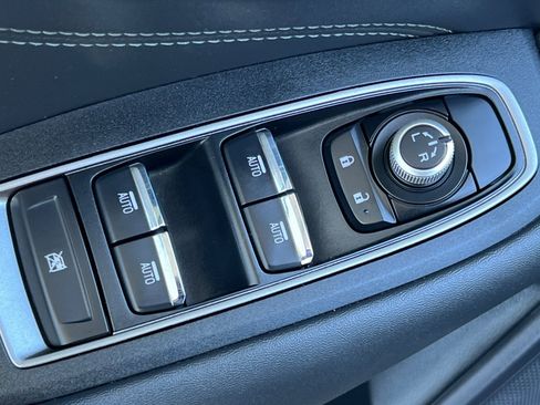 Certified 2022 Subaru Outback Limited XT w/ Popular Package #2 image 12