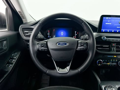 Used 2024 Ford Escape Active AWD/4WD image 3
