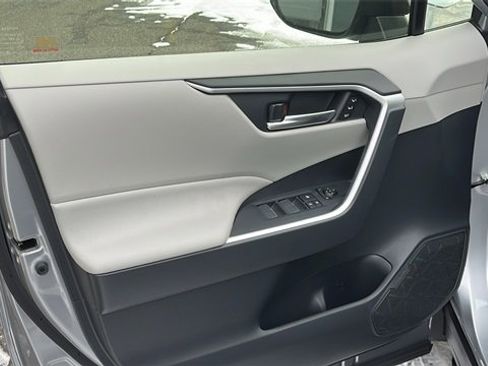 New 2025 Toyota RAV4 XLE Premium image 6