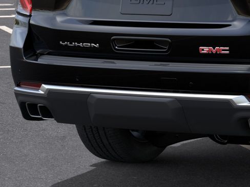 New 2026 GMC Yukon XL Denali w/ Denali Reserve Package RWD image 14