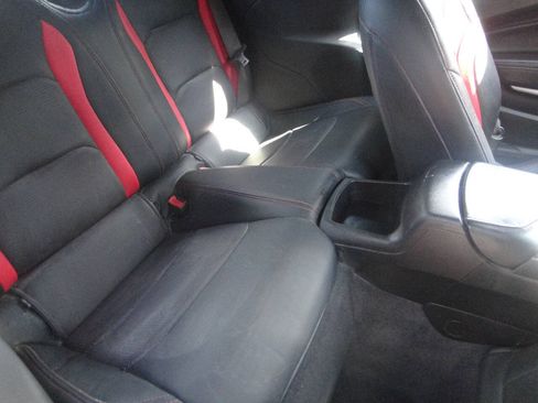 Used 2019 Chevrolet Camaro LT RWD image 12
