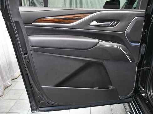 Used 2024 Cadillac Escalade ESV Premium Luxury w/ LPO, Floor Liner Package AWD/4WD image 12