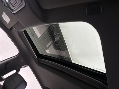 Used 2022 GMC Sierra 3500 Denali w/ Denali Black Diamond Edition image 27