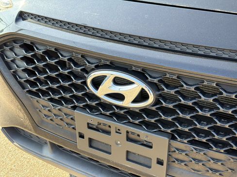 Used 2019 Hyundai Kona SEL AWD/4WD image 13