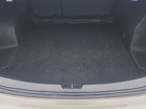 Used 2024 Chevrolet Malibu LT FWD image 12