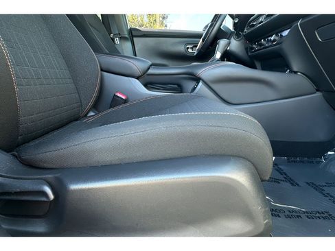 Used 2025 Honda HR-V Sport image 23
