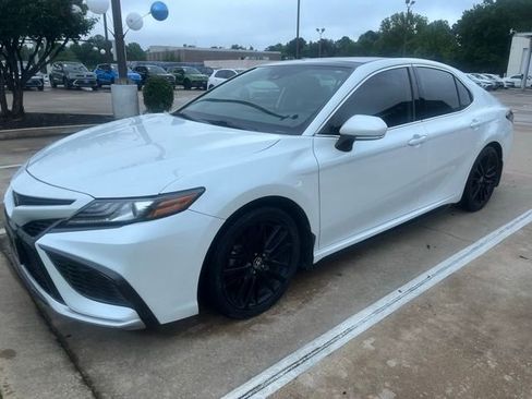 Used 2021 Toyota Camry XSE FWD image 1