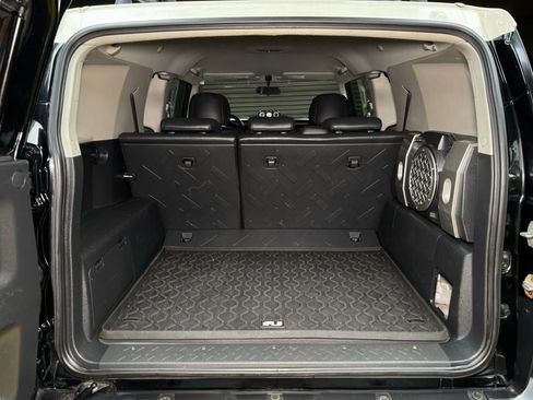 Used 2007 Toyota FJ Cruiser 4WD image 15