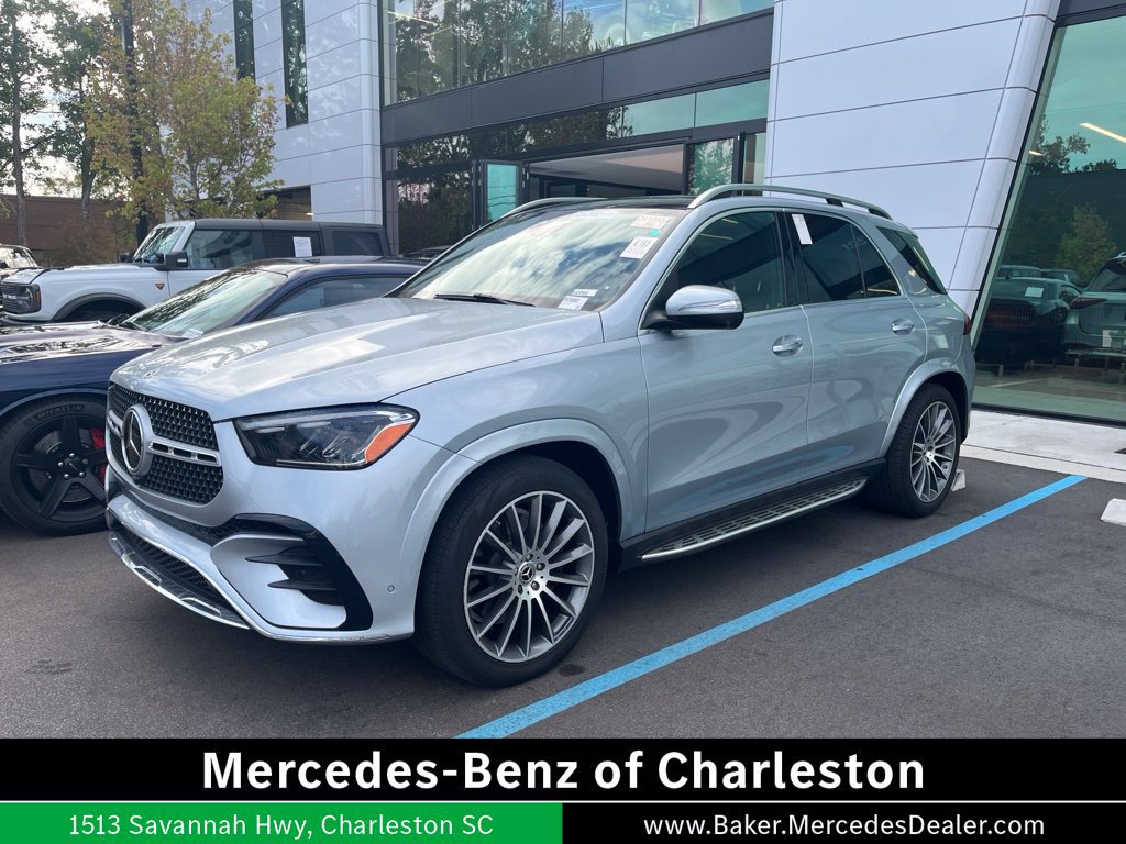 Used 2024 Mercedes-Benz GLE 450 4MATIC w/ AMG Line Exterior image 1
