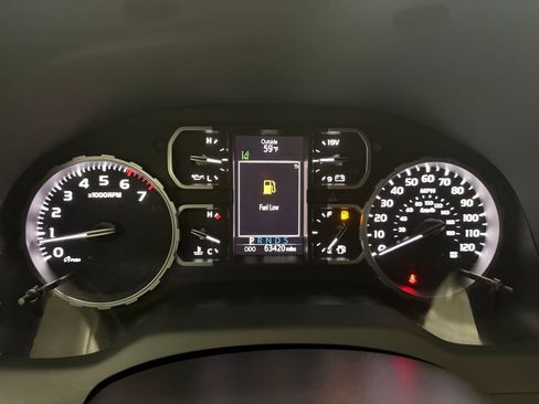 Used 2021 Toyota Tundra SR5 w/ SR5 Upgrade Package RWD image 21