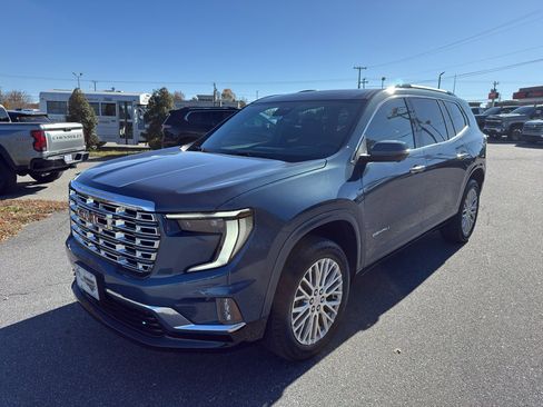 New 2026 GMC Acadia Denali w/ Super Cruise Package image 2