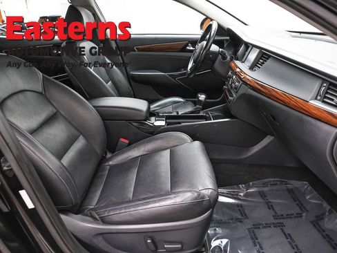 Used 2019 Kia Cadenza Premium FWD image 26