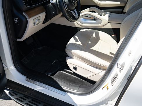 Used 2021 Mercedes-Benz GLE 350 image 18