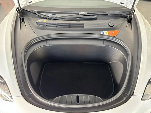 Used 2018 Tesla Model 3 Long Range image 39