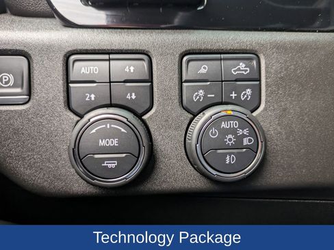 Used 2024 Chevrolet Silverado 2500 LTZ w/ LTZ Plus Package image 25