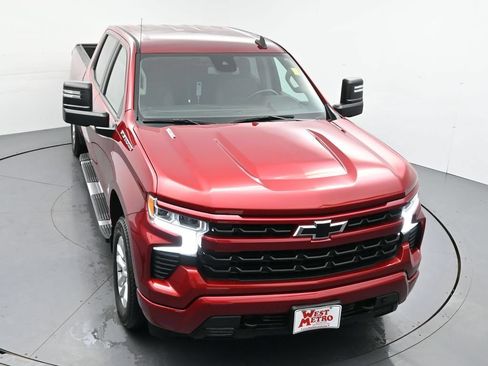 Used 2023 Chevrolet Silverado 1500 RST w/ Convenience Package II AWD/4WD image 6