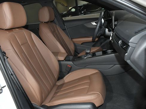 Used 2024 Audi A4 2.0T Premium Plus image 8