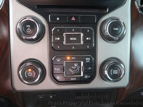 Used 2016 Ford F350 Lariat w/ Chrome Package AWD/4WD image 29