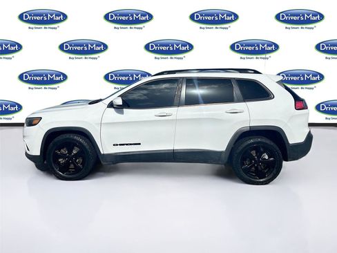 Used 2020 Jeep Cherokee Latitude Plus image 5
