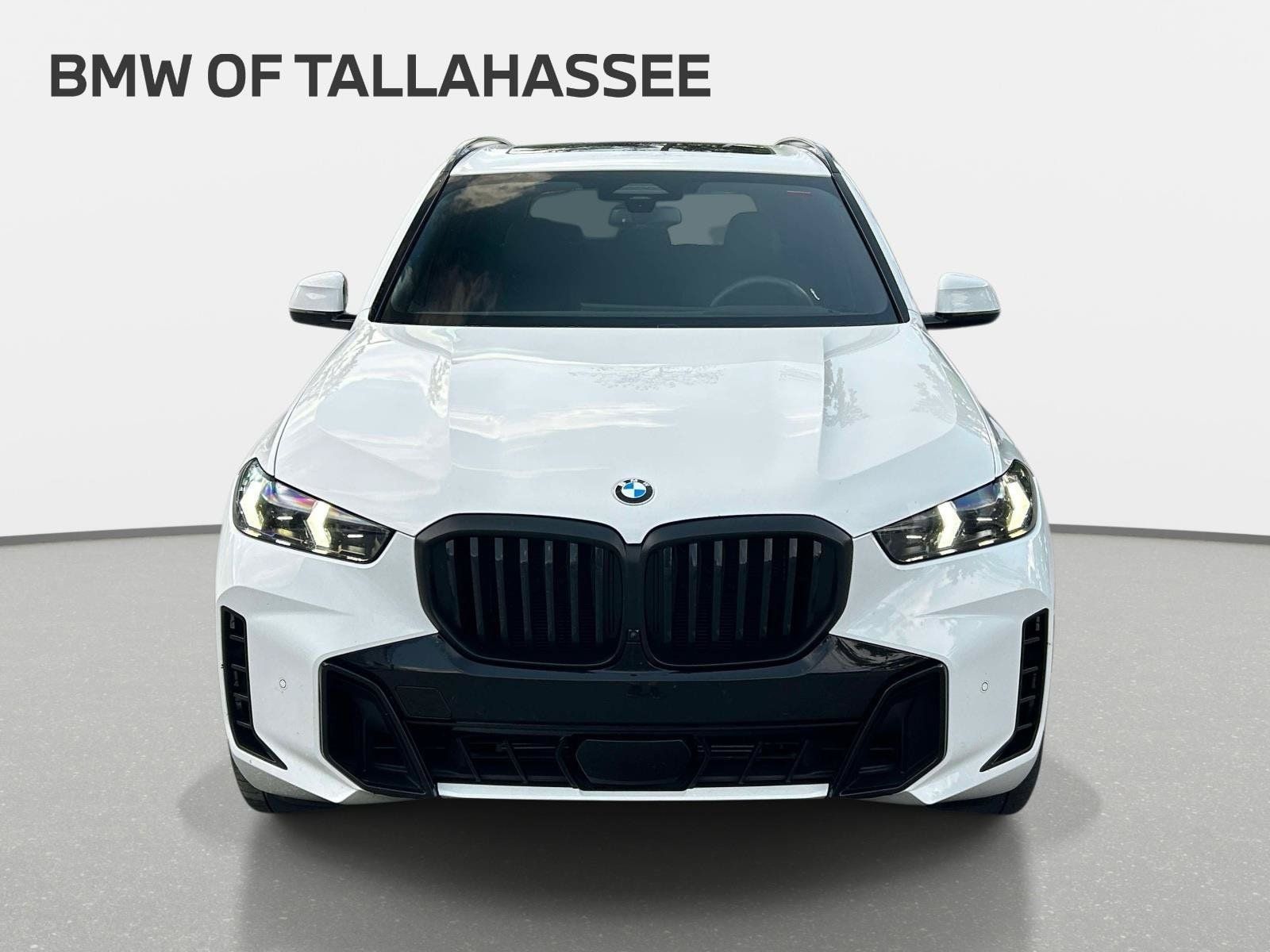 Used 2024 BMW X5 sDrive40i w/ M Sport Package RWD image 2