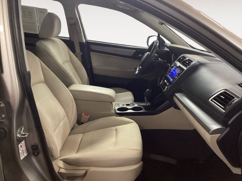 Used 2019 Subaru Outback 2.5i Premium w/ Popular Package #2 image 15