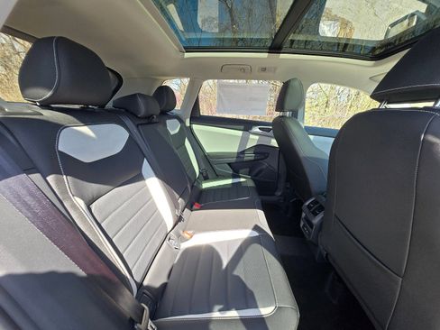 New 2026 Volkswagen Taos SEL AWD/4WD image 11