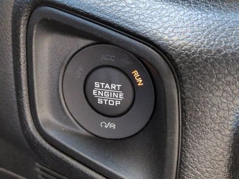Used 2025 Jeep Wrangler Sport AWD/4WD image 23