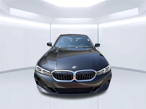 Used 2025 BMW 330i Sedan RWD image 2