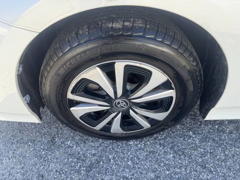 Used 2017 Toyota Prius Prime Plus image 65