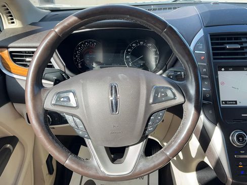 Used 2016 Lincoln MKC Reserve w/ Lincoln MKC Climate Package image 25