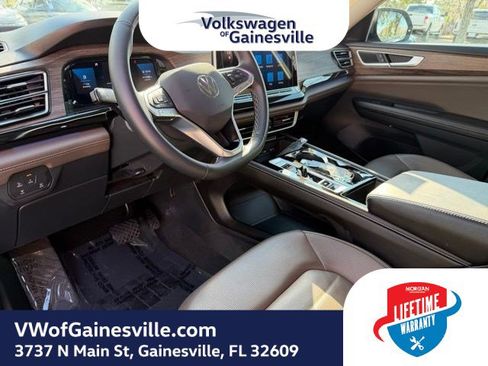 Certified 2025 Volkswagen Atlas SEL image 19