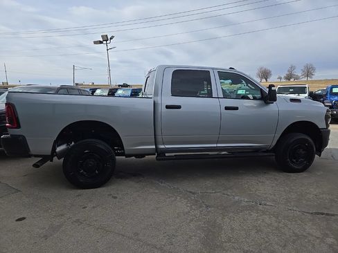 New 2026 RAM 2500 Tradesman AWD/4WD image 12