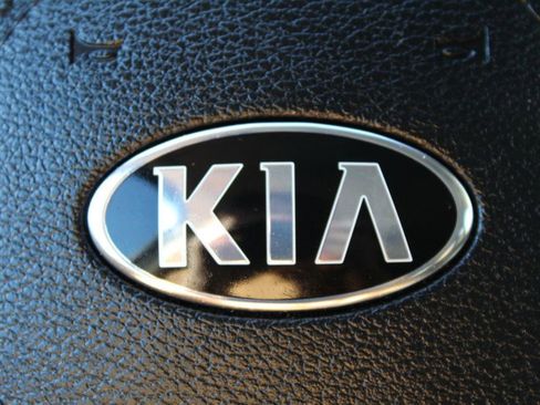 Used 2021 Kia Telluride EX w/ EX Premium Package image 32