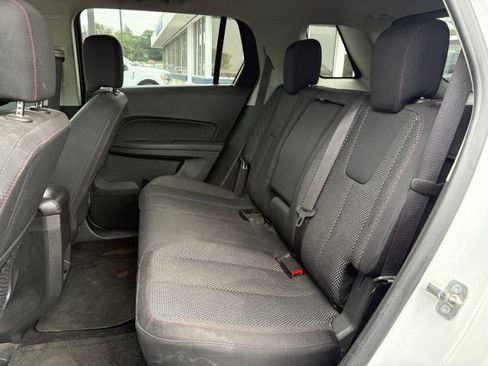 Used 2017 GMC Terrain SLE FWD image 17