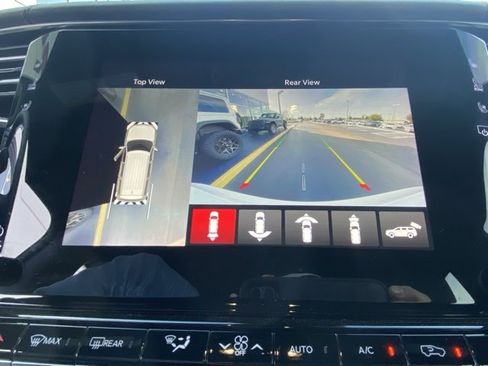 Used 2023 Jeep Wagoneer Series II image 20