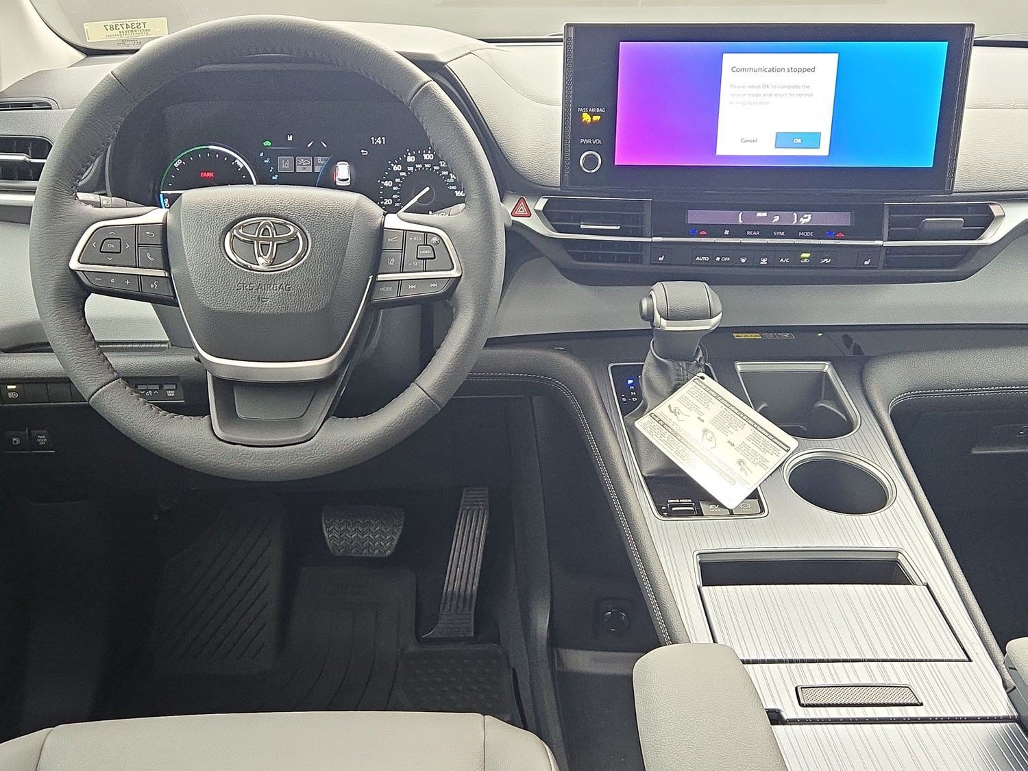 New 2026 Toyota Sienna XLE FWD image 13