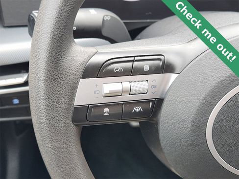 Used 2025 Hyundai Sonata SE image 27