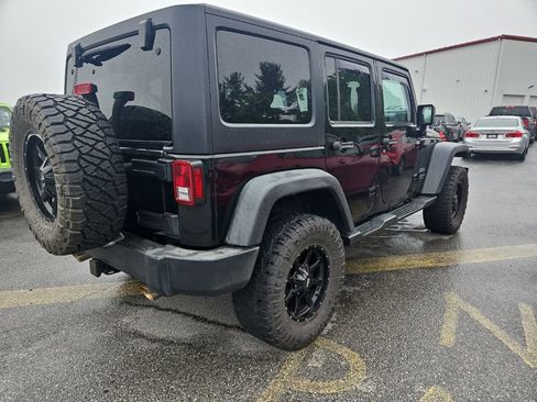 Used 2015 Jeep Wrangler Unlimited Sport w/ Quick Order Package 24S AWD/4WD image 2