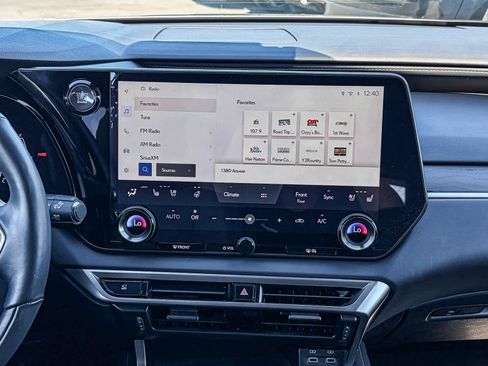 Used 2023 Lexus RX 350 Premium image 12