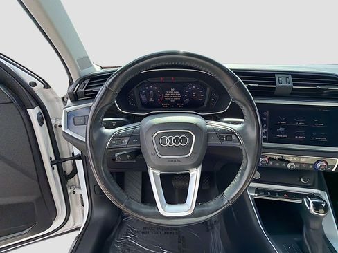 Used 2020 Audi Q3 2.0T Premium AWD/4WD image 38