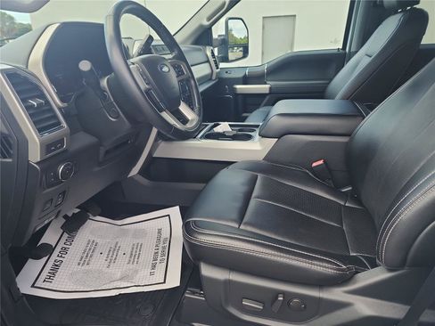 Used 2021 Ford F250 Lariat w/ Lariat Ultimate Package AWD/4WD image 14