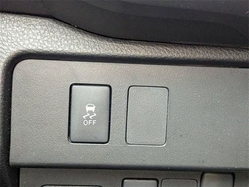 Used 2020 Toyota Tacoma SR image 23