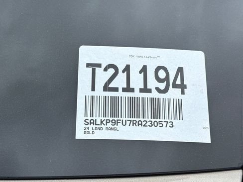 Certified 2024 Land Rover Range Rover SE AWD/4WD image 35