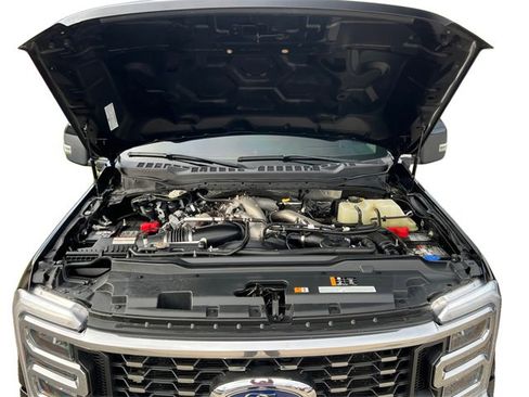 Certified 2023 Ford F450 Lariat image 16