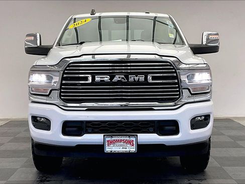 Used 2024 RAM 2500 Laramie image 2
