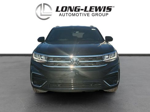 Used 2021 Volkswagen Atlas Cross Sport SE FWD image 11