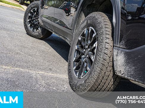 Used 2024 Chevrolet Traverse Z71 w/ Enhanced Driving Package image 14