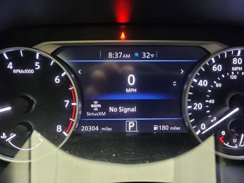 Used 2024 Nissan Sentra SV FWD image 23