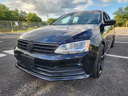 Used 2016 Volkswagen Jetta S FWD image 3